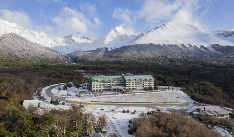 USHUAIA EN OTOÑO: EL MEJOR MOMENTO PARA DESCUBRIR EL FIN DEL MUNDO ANTES DEL INVIERNO