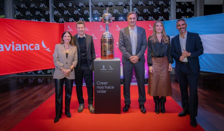 Avianca acerca la pasión del fútbol sudamericano a Argentina junto a CONMEBOL