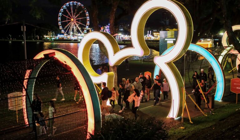 Curitiba prepara más de 150 propuestas para Navidad 2026